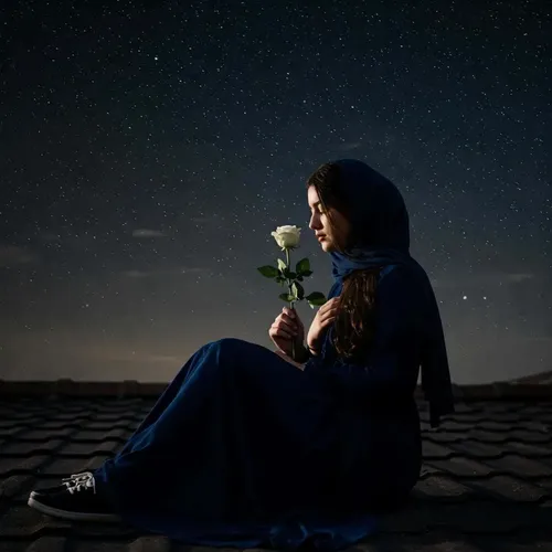 لڑکیوں کے لیے مخفی چہرہ ڈی پی، انسٹاگرام اسٹائلش چھپے ہوئے چہرے والی لڑکی کی تصویر